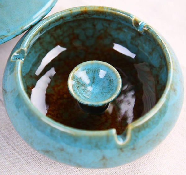 Ceramic Ashtray with Lid for Home and Patio