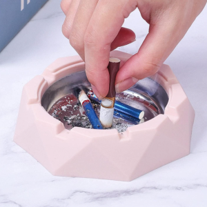 Pink Stainless Steel Windproof Ashtray with Lid